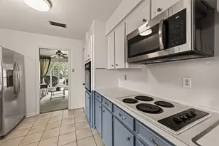 8507 Langdon Ln, Houston, TX 77036 - Photo 23