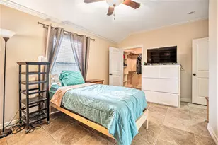 1310 Bayou Shore Dr, Galveston, TX 77551 - Photo 19