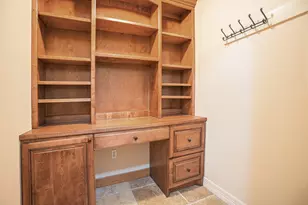 1310 Bayou Shore Dr, Galveston, TX 77551 - Photo 23