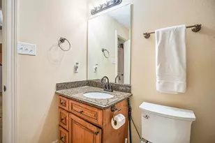 1310 Bayou Shore Dr, Galveston, TX 77551 - Photo 21
