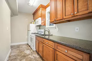 1310 Bayou Shore Dr, Galveston, TX 77551 - Photo 25