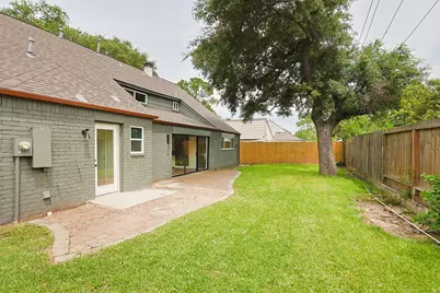 1315 Warwickshire Drive, Houston, TX 77077 - Photo 33