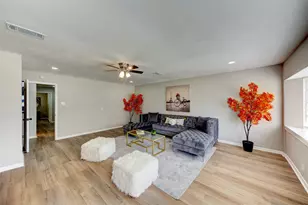 8511 Honeysuckle St, Highlands, TX 77562 - Photo 19