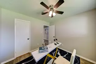 8511 Honeysuckle St, Highlands, TX 77562 - Photo 29