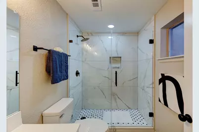 8511 Honeysuckle Street, Highlands, TX 77562 - Photo 25