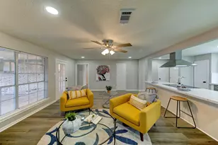 8511 Honeysuckle St, Highlands, TX 77562 - Photo 13