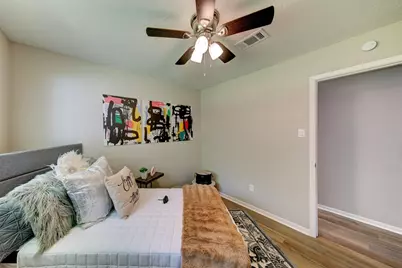 8511 Honeysuckle Street, Highlands, TX 77562 - Photo 31