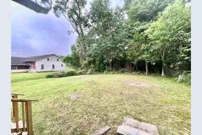 655 N 2nd Street, Silsbee, TX 77656 - Photo 3