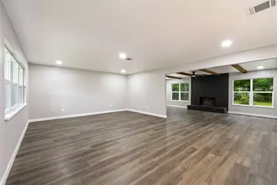 320 Burnett Drive, Baytown, TX 77520 - Photo 3