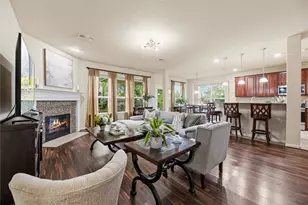 13301 Misting Falls Ln, Pearland, TX 77584 - Photo 7