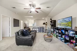 13301 Misting Falls Ln, Pearland, TX 77584 - Photo 21