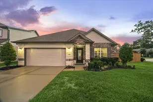 997 Golden Willow Ln, Conroe, TX 77304 - Photo 1