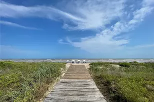 11332 Beachside Dr, Galveston, TX 77554 - Photo 1