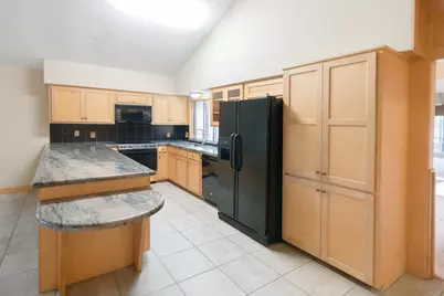 2 N Timber Top Dr, The Woodlands, TX 77380 - Photo 7