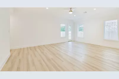 218 Springfield Terrace Court, Conroe, TX 77304 - Photo 11