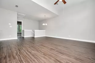 705 Strawberry Pines Ct, Houston, TX 77009 - Photo 23