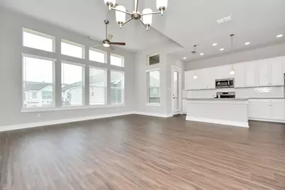 705 Strawberry Pines Court, Houston, TX 77009 - Photo 11