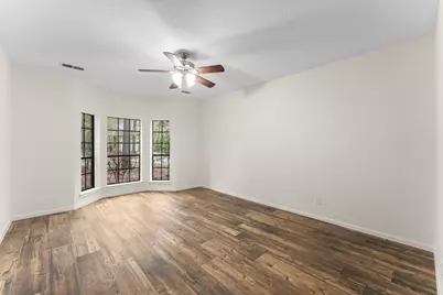 6 Thornhedge Court, The Woodlands, TX 77381 - Photo 21