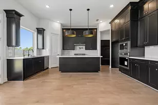 8607 Blue Grotto Ln, Manvel, TX 77583 - Photo 9