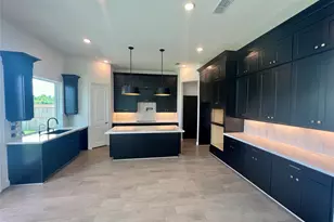 8607 Blue Grotto Ln, Manvel, TX 77583 - Photo 3