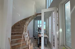 8607 Blue Grotto Ln, Manvel, TX 77583 - Photo 5