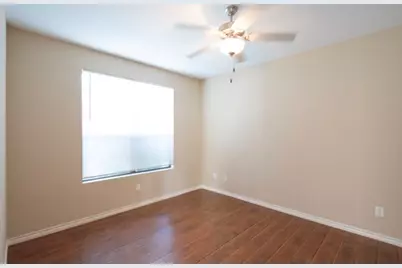 1881 Bering Drive #39, Houston, TX 77057 - Photo 5