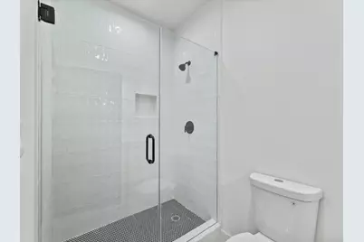 8101 Venus Street #B, Houston, TX 77088 - Photo 11