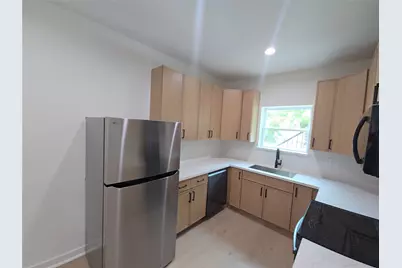 8101 Venus Street #B, Houston, TX 77088 - Photo 7