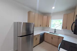 8101 Venus St, Houston, TX 77088 - Photo 7