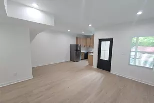 8101 Venus St, Houston, TX 77088 - Photo 5