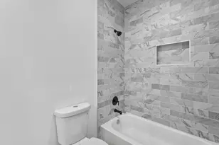 8101 Venus St, Houston, TX 77088 - Photo 17