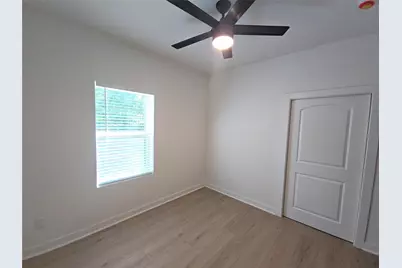8101 Venus Street #B, Houston, TX 77088 - Photo 15