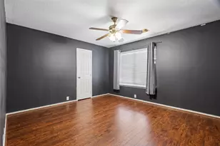 10306 Logan Bridge Ln, Sugar Land, TX 77498 - Photo 21
