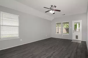 139 S Vesper Bend Cir, The Woodlands, TX 77382 - Photo 5