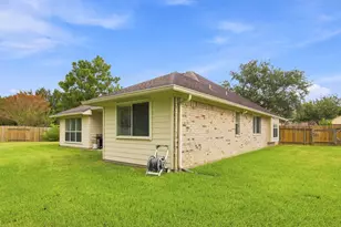 10414 Raybrook Ln, Houston, TX 77089 - Photo 21