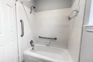 9206 Sharpview Dr, Houston, TX 77036 - Photo 17