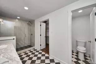 1015 E 32nd St, Houston, TX 77022 - Photo 19