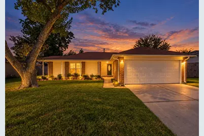 905 River Creek Drive, La Porte, TX 77571 - Photo 1
