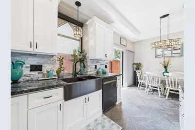 203 Las Brisas Street, Kemah, TX 77565 - Photo 15