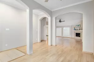 179 Greenridge Cir, League City, TX 77573 - Photo 5