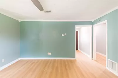 12906 Southspring Drive, Houston, TX 77047 - Photo 17