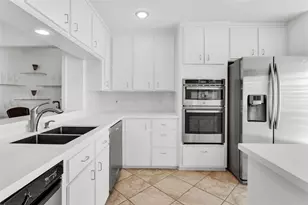 67 Harbor Ln, Kemah, TX 77565 - Photo 9