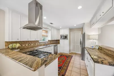 7623 Meadowvale Drive, Houston, TX 77063 - Photo 5