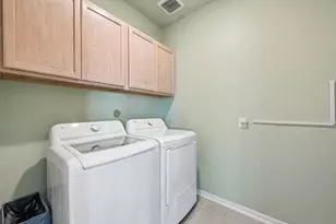 409 Chardonnay Dr, Alvin, TX 77511 - Photo 21