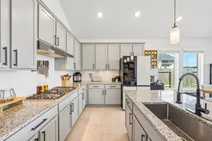 409 Chardonnay Dr, Alvin, TX 77511 - Photo 15