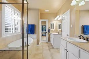 206 N Vershire Cir, The Woodlands, TX 77354 - Photo 25