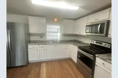 125 Kellum Street, Liberty, TX 77575 - Photo 13