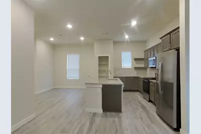 9835 Willow  Creek Commerce Drive #304, Tomball, TX 77375 - Photo 5