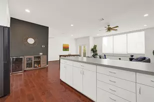 939 Colorado St, Houston, TX 77007 - Photo 3
