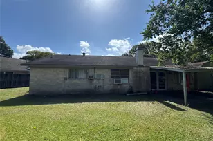 13630 Runney Meade Dr, Sugar Land, TX 77498 - Photo 17